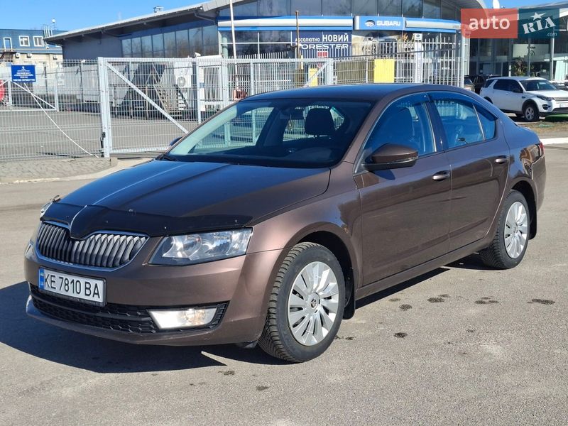 Лифтбек Skoda Octavia 2015 в Днепре