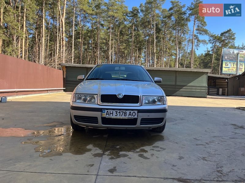 Ліфтбек Skoda Octavia 2005 в Ворзелі Ліфтбек Skoda Octavia 2005 в Ворзелі