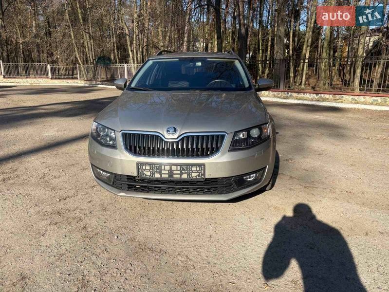 Универсал Skoda Octavia 2015 в Володарке