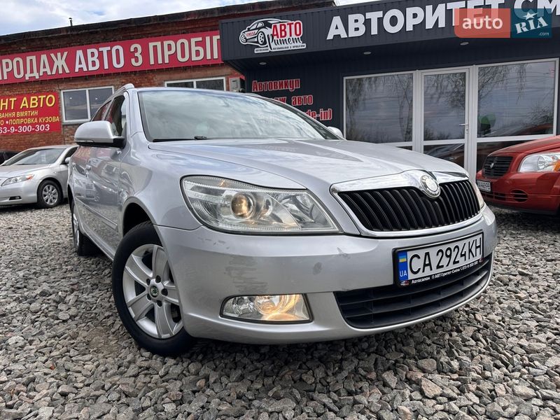 Універсал Skoda Octavia 2010 в Смілі