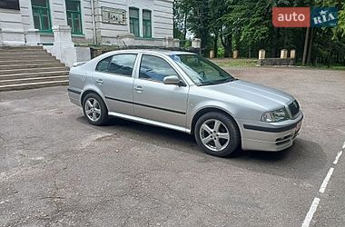 Лифтбек Skoda Octavia 2005 в Браиловом