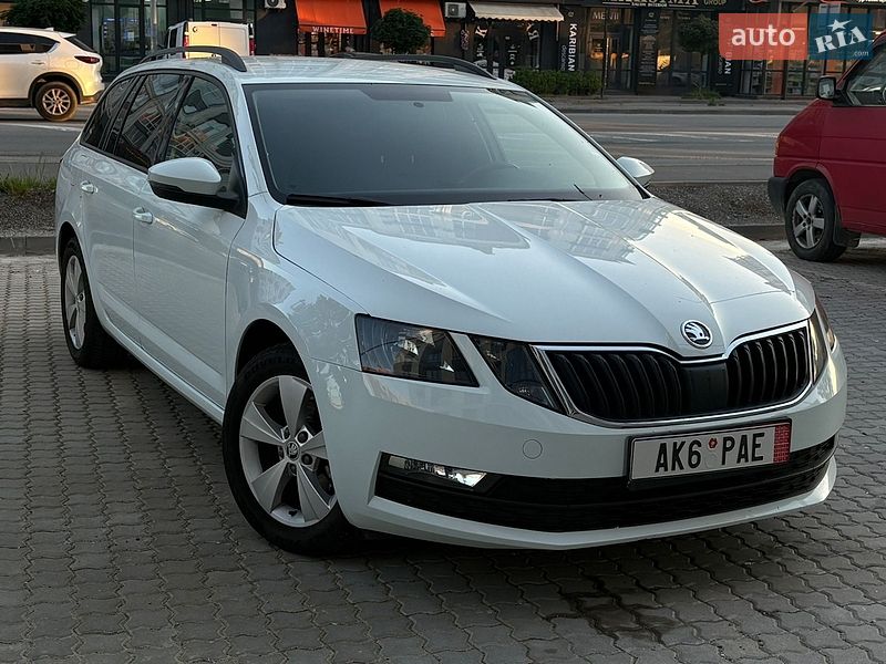 Универсал Skoda Octavia 2019 в Ивано-Франковске