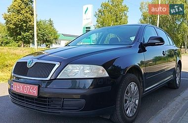 Лифтбек Skoda Octavia 2012 в Гадяче