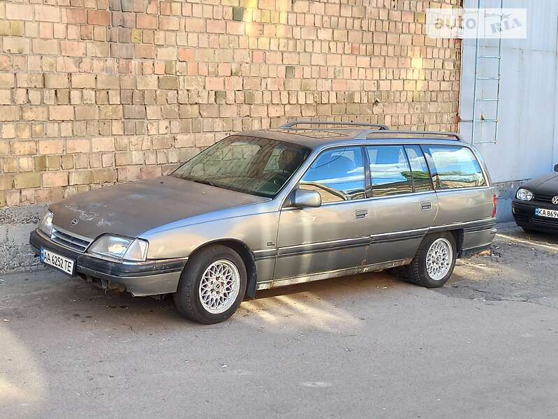 Универсал Opel Omega 1991 в Киеве