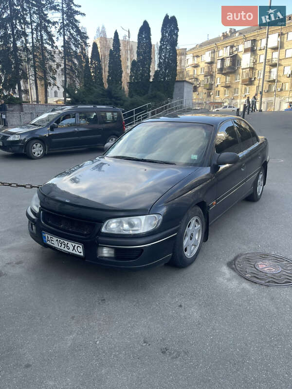 Седан Opel Omega 1996 в Днепре Седан Opel Omega 1996 в Днепре