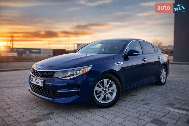 Седан Kia Optima 2016 в Ивано-Франковске