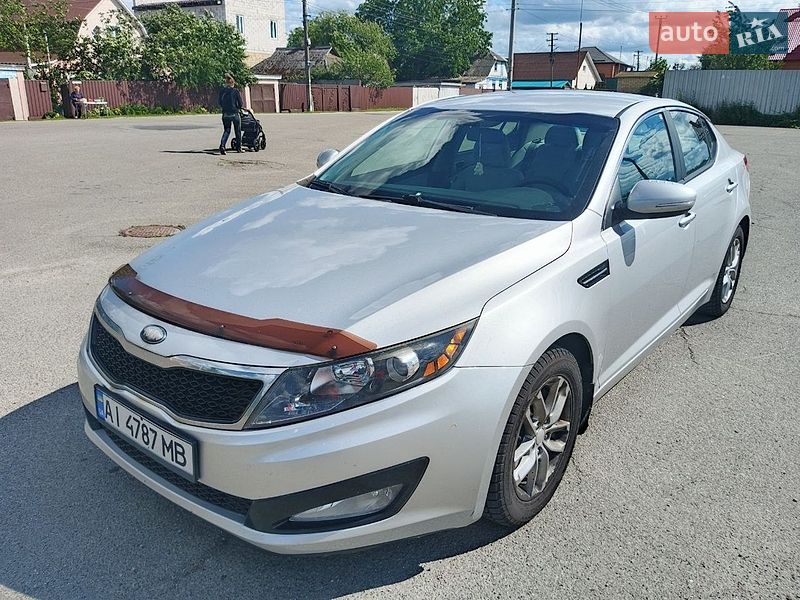 Седан Kia Optima 2013 в Киеве