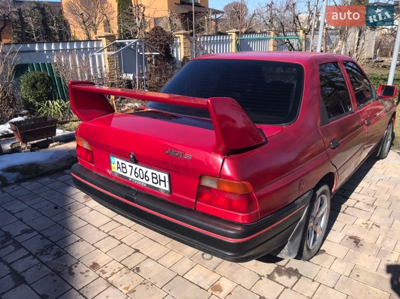 Седан Ford Orion 1991 в Виннице