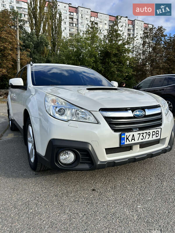 Универсал Subaru Outback 2013 в Киеве Универсал Subaru Outback 2013 в Киеве