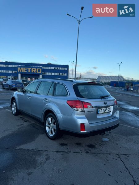 Универсал Subaru Outback 2013 в Киеве