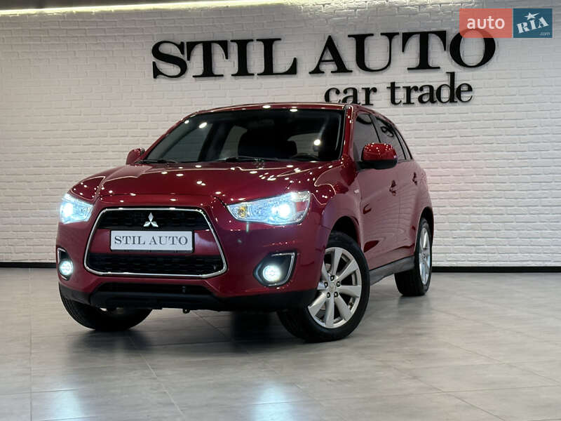 Позашляховик / Кросовер Mitsubishi Outlander Sport 2014 в Одесі Позашляховик / Кросовер Mitsubishi Outlander Sport 2014 в Одесі