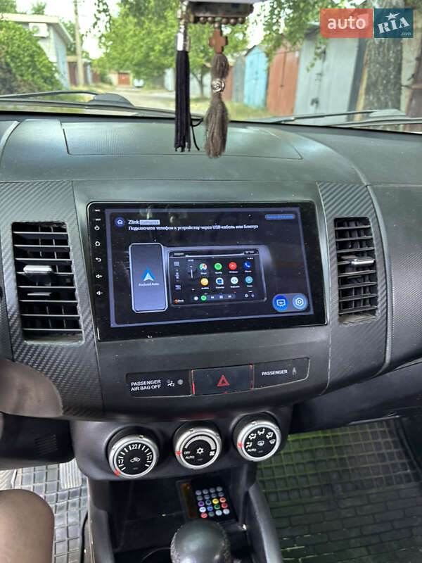 Внедорожник / Кроссовер Mitsubishi Outlander XL 2008 в Кропивницком