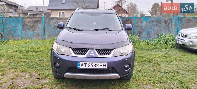 Внедорожник / Кроссовер Mitsubishi Outlander 2008 в Коломые