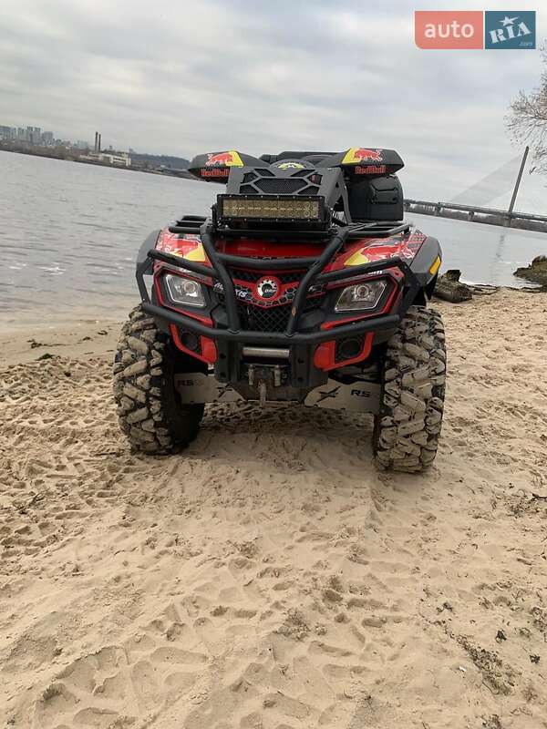 Квадроцикл утилитарный BRP Outlander 2011 в Киеве Квадроцикл утилитарный BRP Outlander 2011 в Киеве