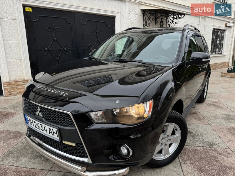 Внедорожник / Кроссовер Mitsubishi Outlander 2011 в Одессе Внедорожник / Кроссовер Mitsubishi Outlander 2011 в Одессе