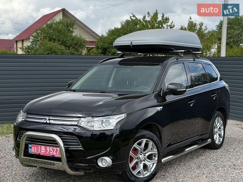 Внедорожник / Кроссовер Mitsubishi Outlander 2014 в Миргороде
