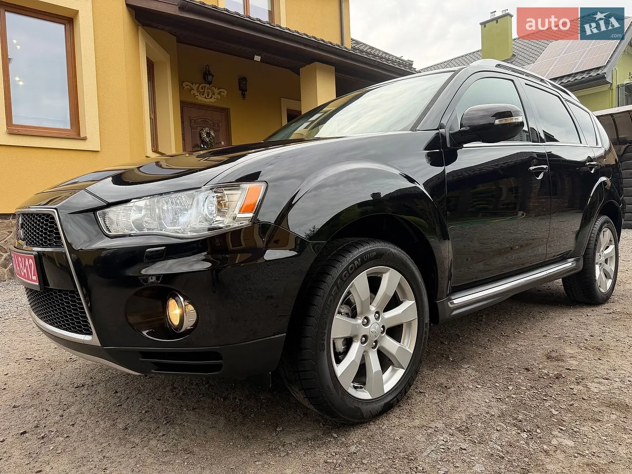 Mitsubishi Outlander 2011 photo 3