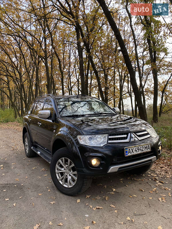 Внедорожник / Кроссовер Mitsubishi Pajero Sport 2013 в Умани Внедорожник / Кроссовер Mitsubishi Pajero Sport 2013 в Умани