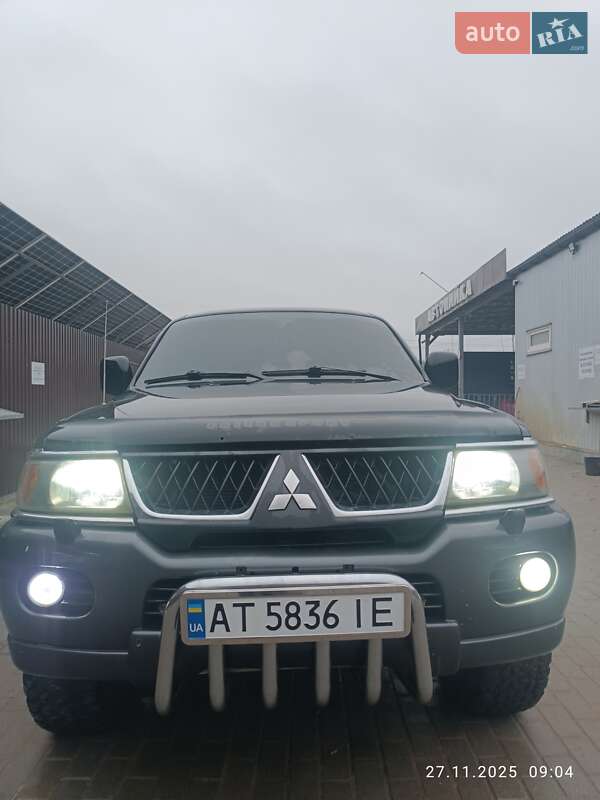 Внедорожник / Кроссовер Mitsubishi Pajero Sport 2004 в Верховине
