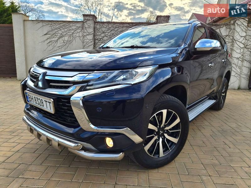 Внедорожник / Кроссовер Mitsubishi Pajero Sport 2017 в Одессе