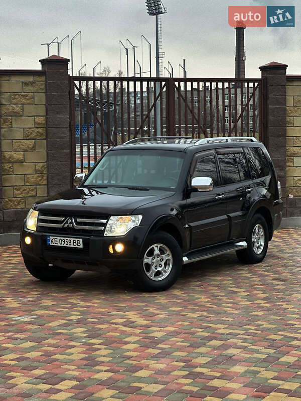 Внедорожник / Кроссовер Mitsubishi Pajero Wagon 2007 в Днепре