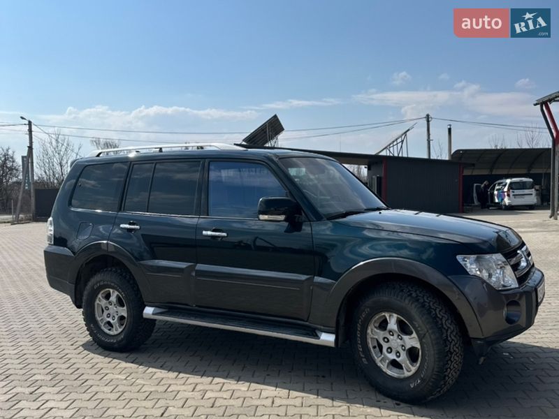 Внедорожник / Кроссовер Mitsubishi Pajero Wagon 2007 в Глыбокой