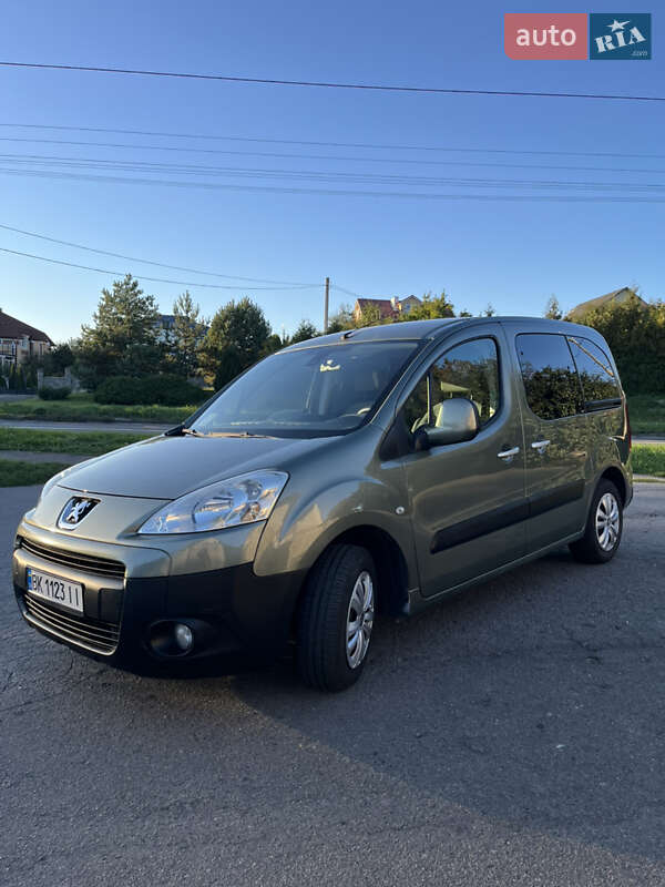 Минивэн Peugeot Partner 2011 в Ровно