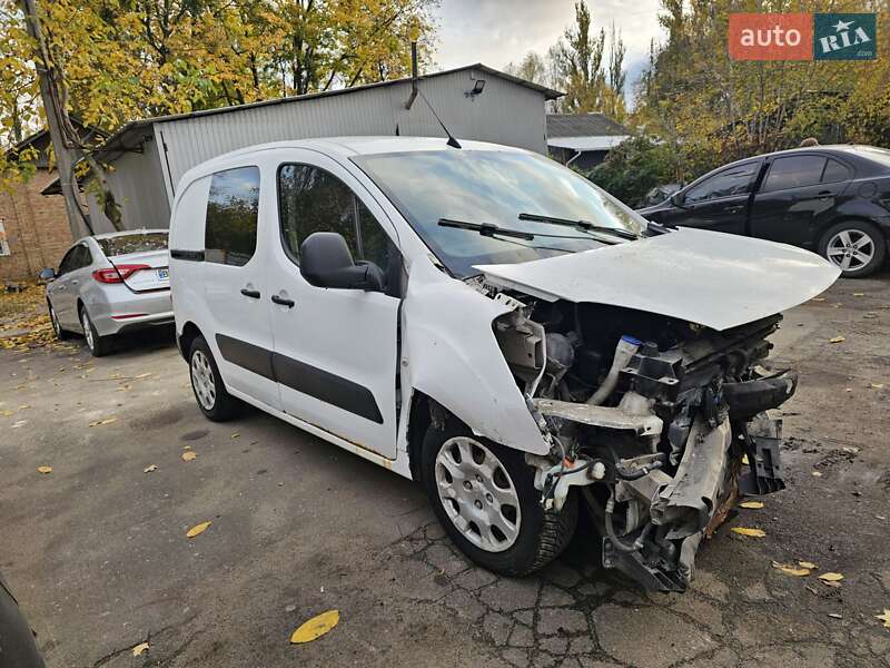 Мінівен Peugeot Partner 2011 в Києві Мінівен Peugeot Partner 2011 в Києві