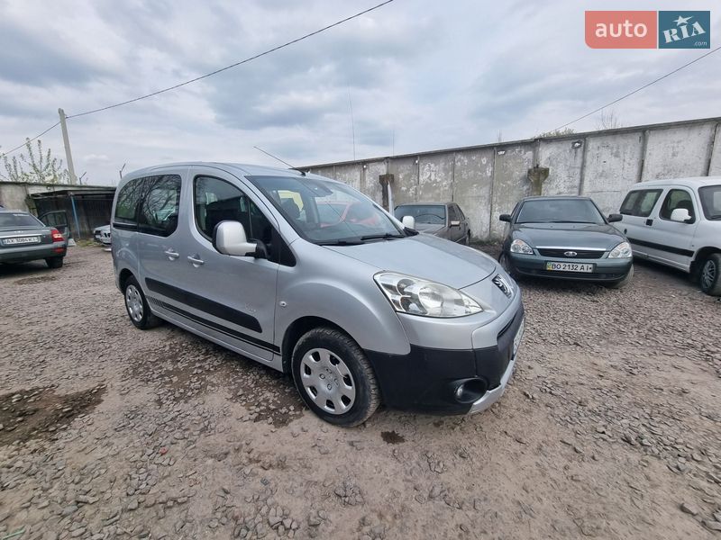 Минивэн Peugeot Partner 2010 в Кременце