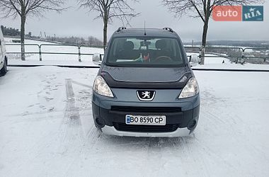 Минивэн Peugeot Partner 2010 в Почаеве