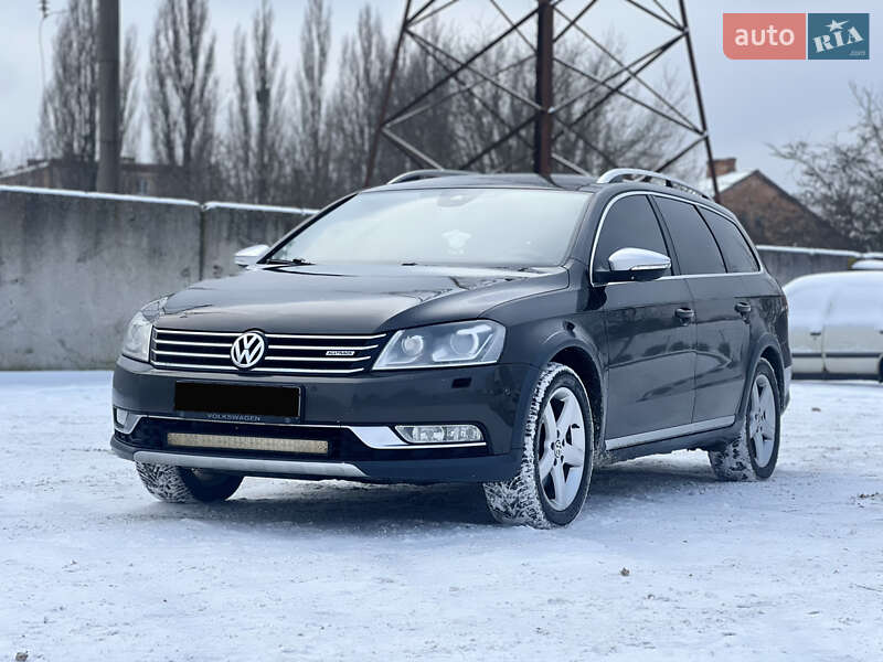 Универсал Volkswagen Passat Alltrack 2014 в Виннице