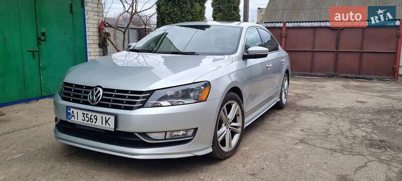 Седан Volkswagen Passat 2014 в Киеве