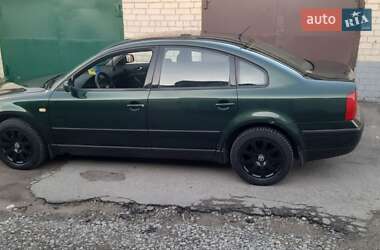 Седан Volkswagen Passat 1999 в Перещепине