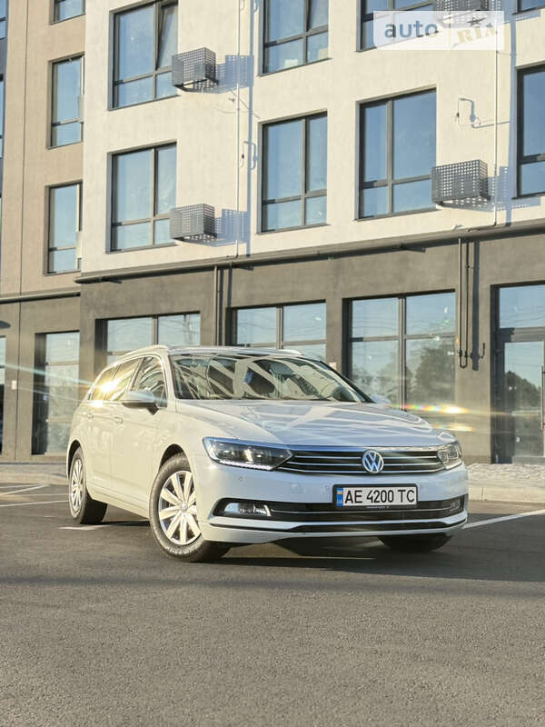 Универсал Volkswagen Passat 2015 в Чернигове Универсал Volkswagen Passat 2015 в Чернигове