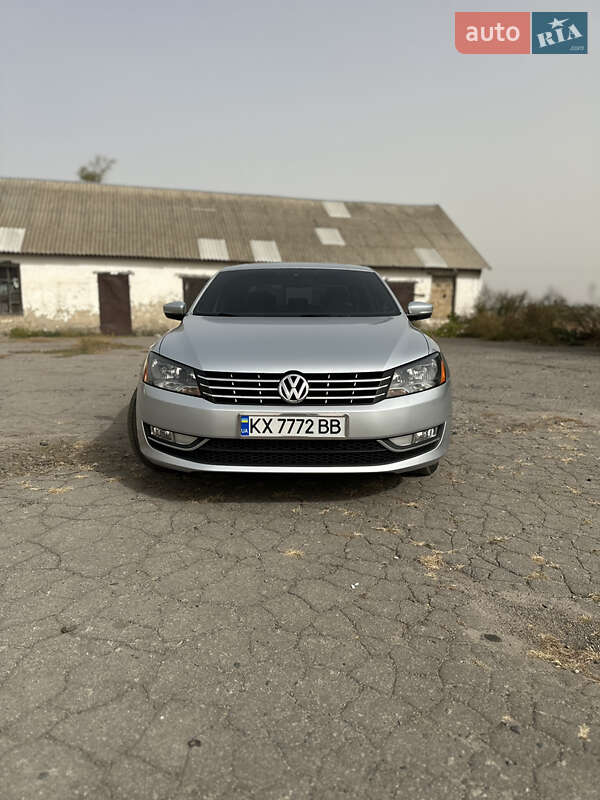 Седан Volkswagen Passat 2014 в Полтаве