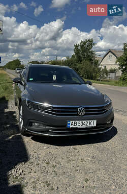 Универсал Volkswagen Passat 2020 в Хмельницком