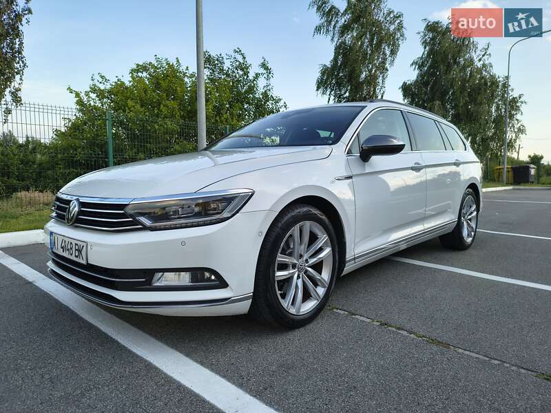 Универсал Volkswagen Passat 2017 в Киеве