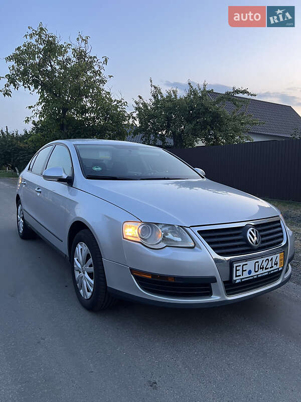 Седан Volkswagen Passat 2007 в Ковеле