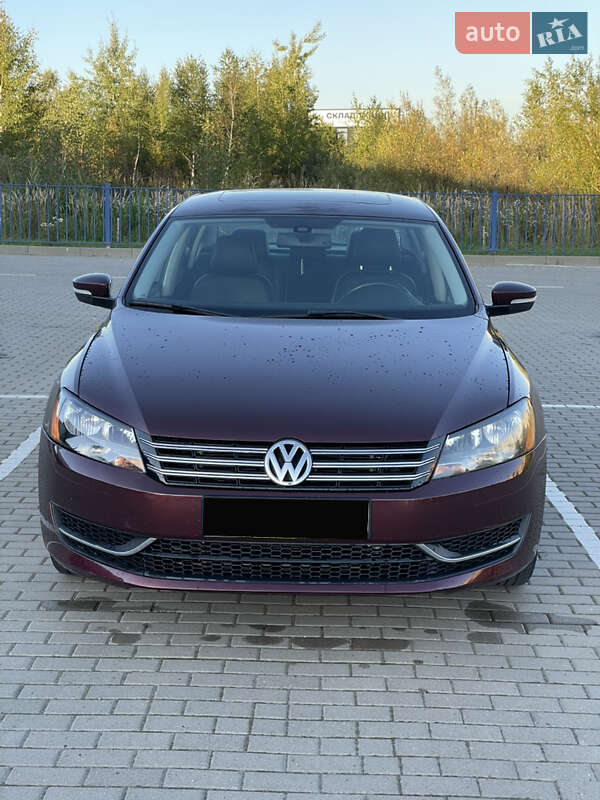Седан Volkswagen Passat 2013 в Дрогобыче