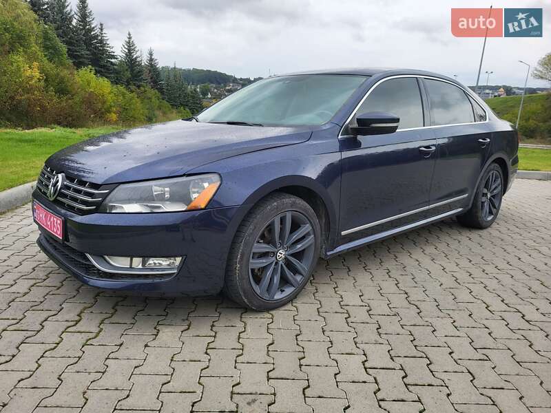 Седан Volkswagen Passat 2014 в Тернополе