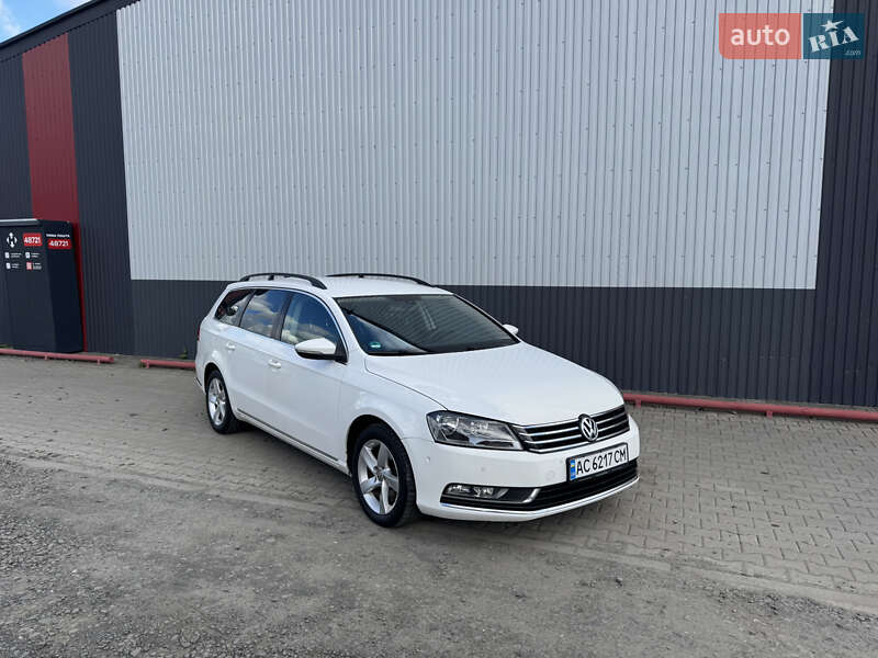 Универсал Volkswagen Passat 2011 в Луцке