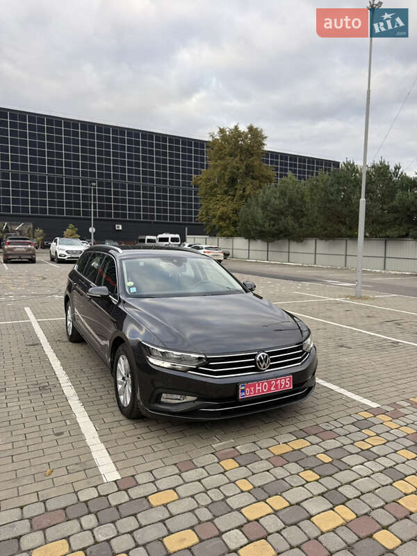Универсал Volkswagen Passat 2020 в Луцке