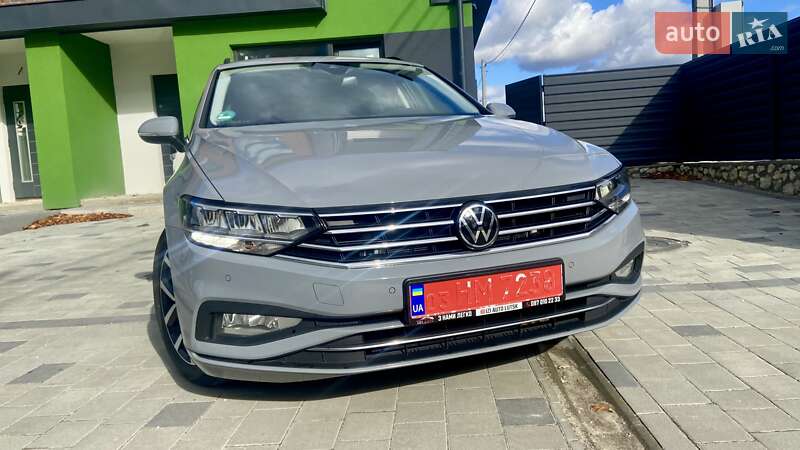 Універсал Volkswagen Passat 2022 в Тернополі