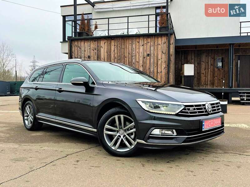 Универсал Volkswagen Passat 2017 в Киеве