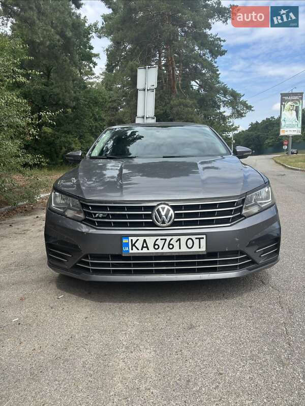 Седан Volkswagen Passat 2018 в Киеве Седан Volkswagen Passat 2018 в Киеве