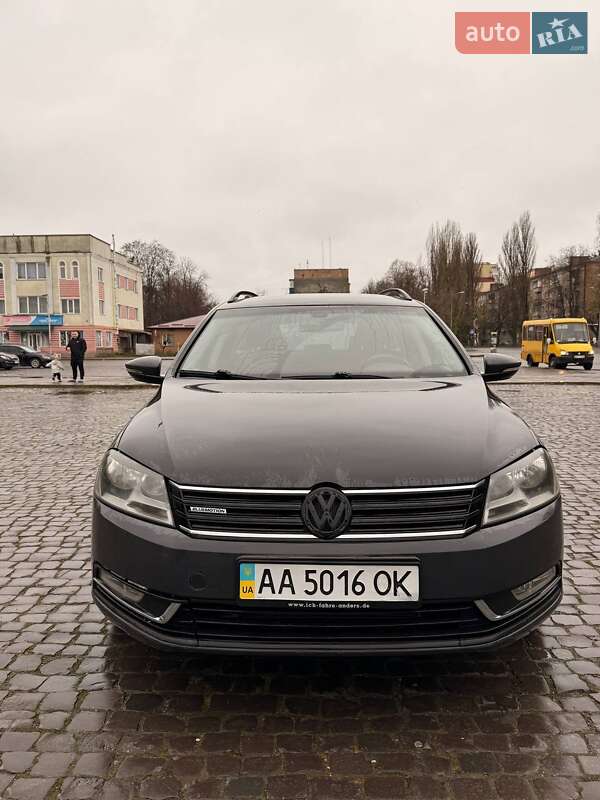 Универсал Volkswagen Passat 2011 в Киеве Универсал Volkswagen Passat 2011 в Киеве