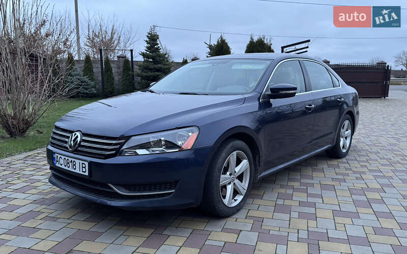 Седан Volkswagen Passat 2013 в Луцке