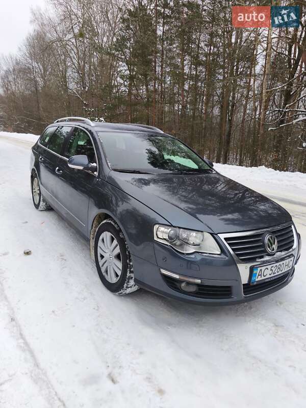 Универсал Volkswagen Passat 2010 в Старой Выжевке Универсал Volkswagen Passat 2010 в Старой Выжевке