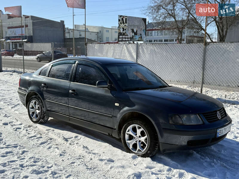 Седан Volkswagen Passat 1999 в Каменец-Подольском