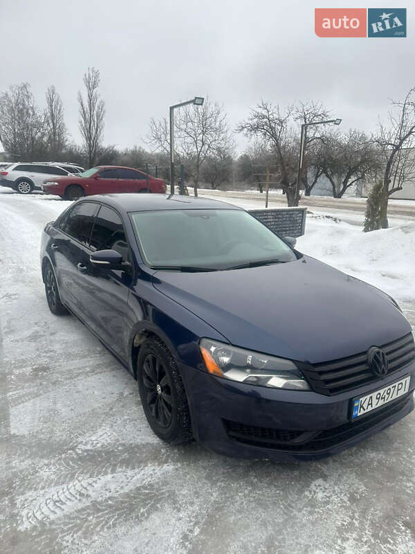 Седан Volkswagen Passat 2014 в Харькове